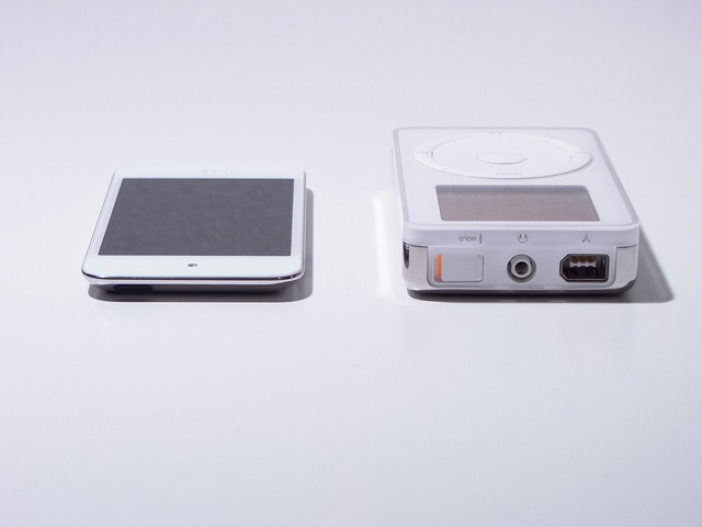Apple_iPod_Classic_and_iPod_Touch.jpg