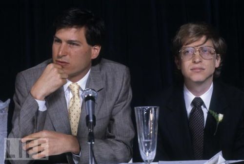 Steve_Jobs_Bill_Gates_Prom_Night.jpg